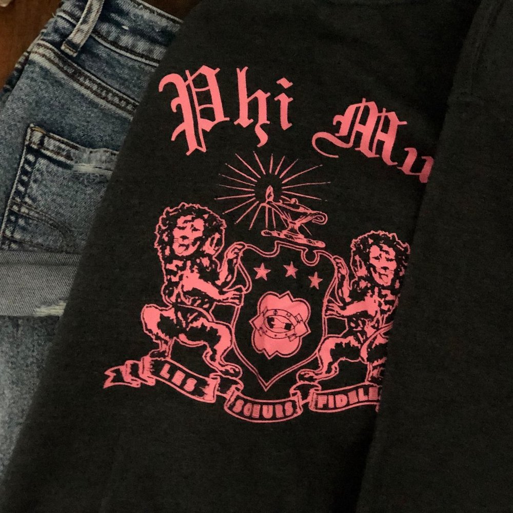 Phi Mu Crest Sweatshirt